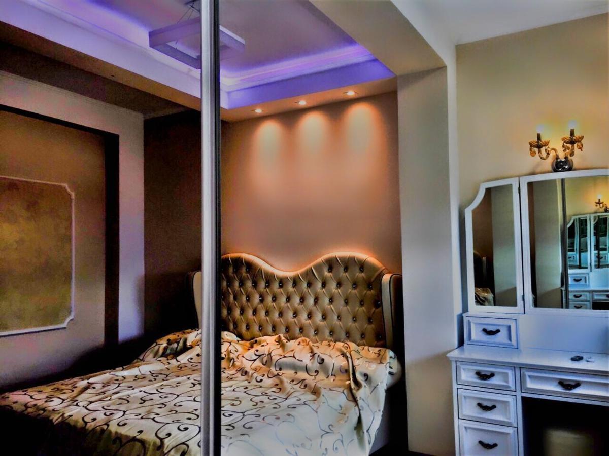 Royal Queen And King Luxury Apartment ซารานเดอ ภายนอก รูปภาพ