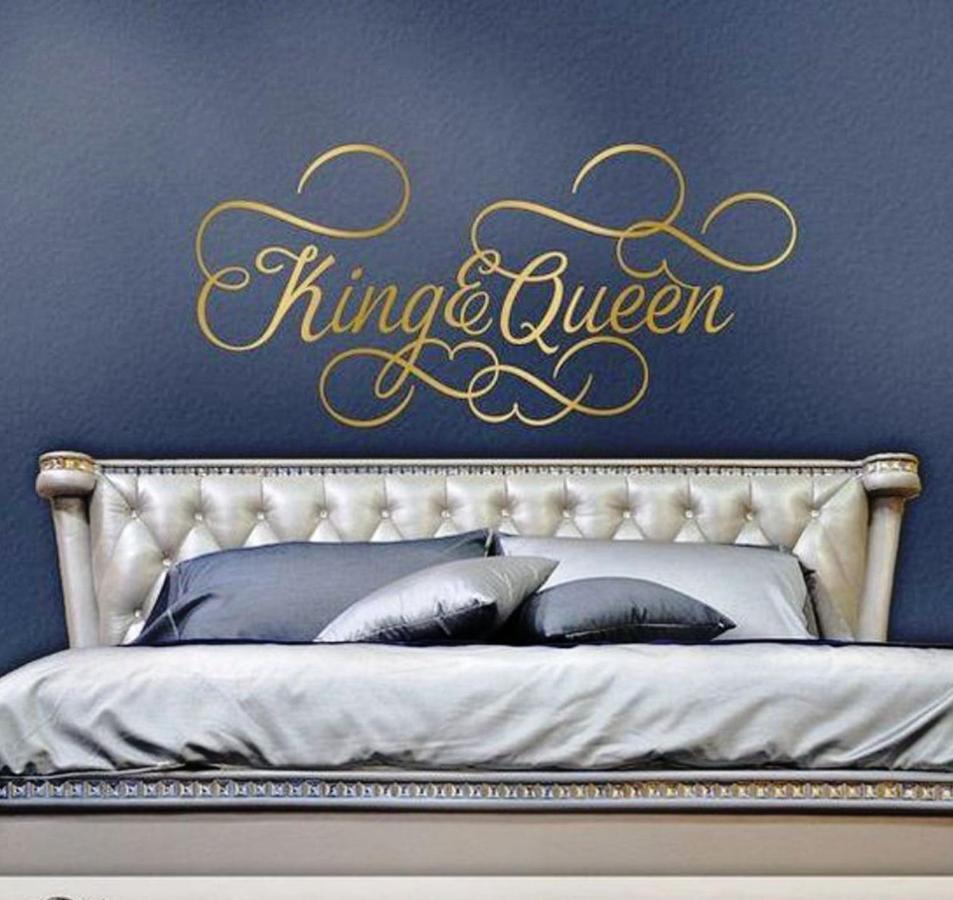 Royal Queen And King Luxury Apartment ซารานเดอ ภายนอก รูปภาพ